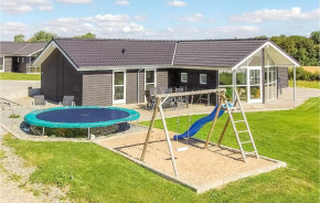 Awesome Home In Haderslev With Wifi